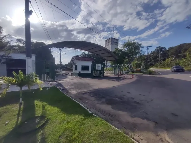 Térreo 425m2. Pornta Negra.