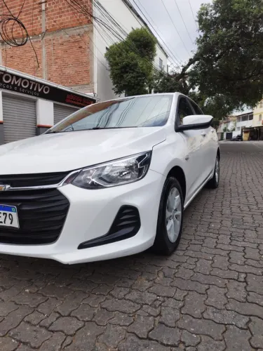 Chevrolet Onix Plus LT 1.0 12V TB Flex Mec. 4P 2021