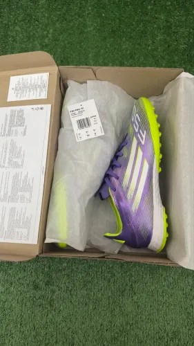 Chuteira Adidas F50 Pro TF