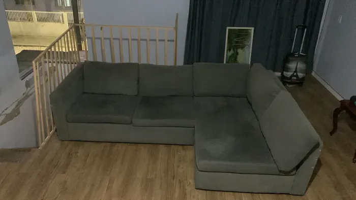SOFA GRANDE MADERIA DE LEI