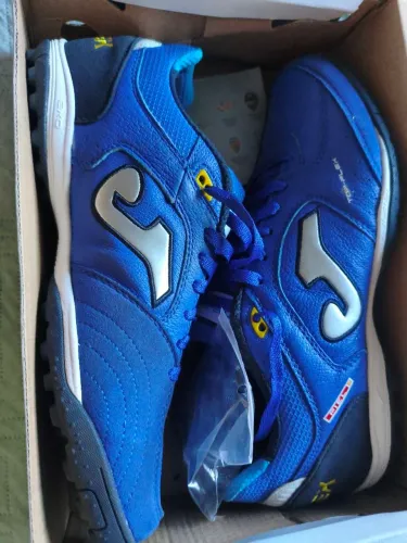 Chuteira society joma top flex