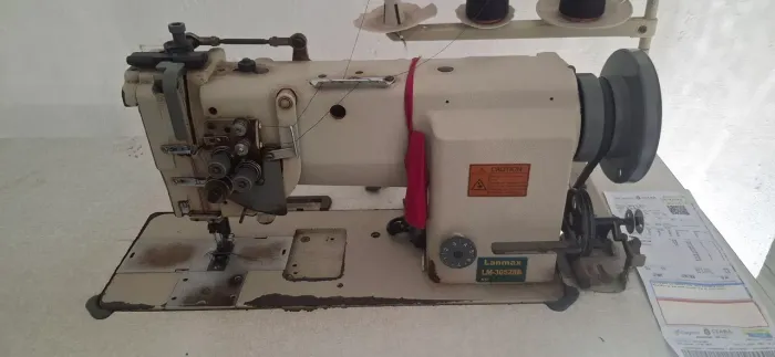Vendo maquina pespontadeira 2 agulhas