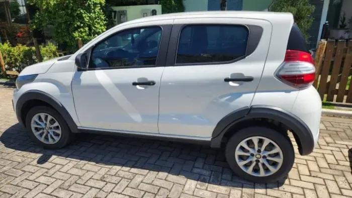 Fiat Mobi Like 1.0 Fire Flex 5P. 2024