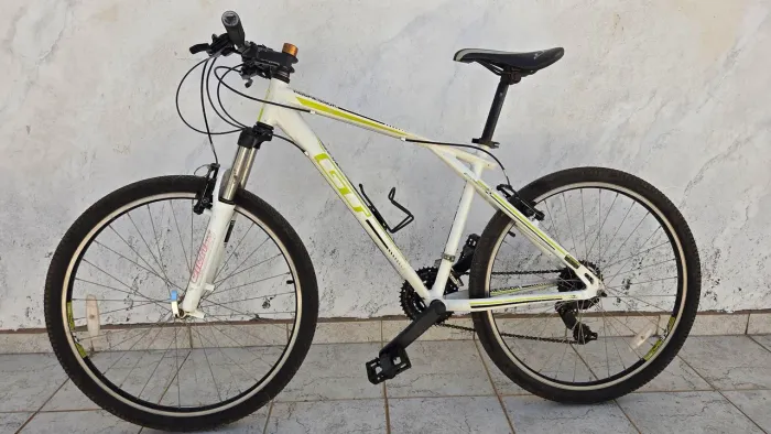 GT Agressor aro 26 tamanho M 