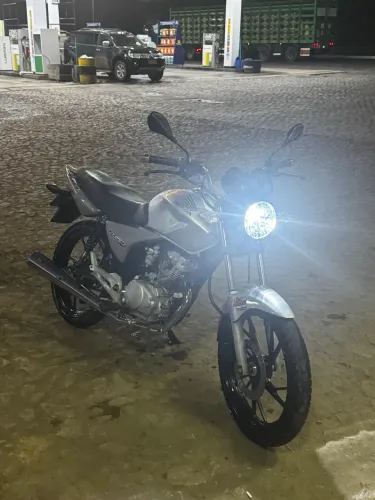 Honda Titan 150 esd ? Bem conservada