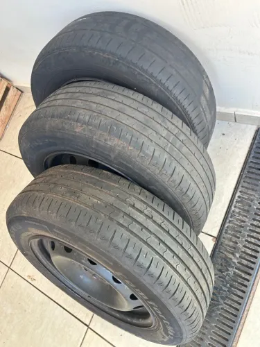Pneus aro 15 Fiat Strada 