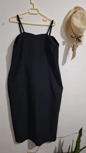 Vestido preto plus size 