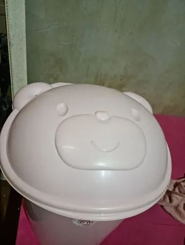 Cesto de roupas infantil 