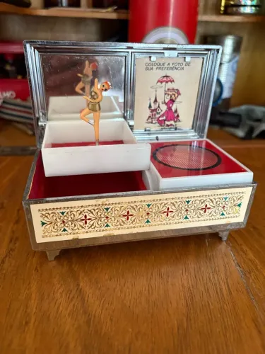 Boneca bailarina 1970