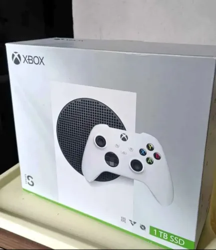 Kit Xbox série s 1TB completo!!! 2 controles