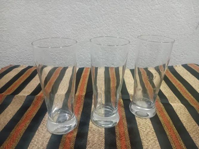 Copos tulipas para cerveja conjunto com 12 por R$ 120,00 reais.
