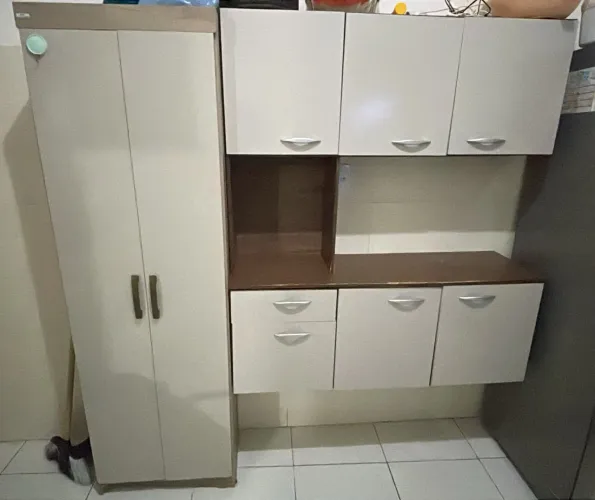 Armário de cozinha completo