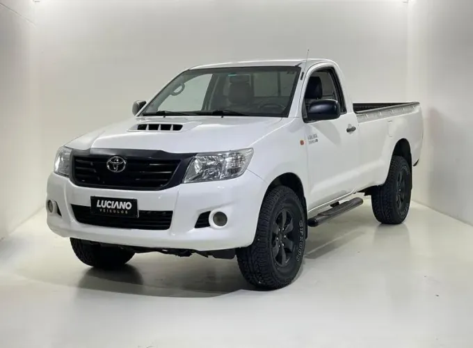 Toyota Hilux CS D4-d 4X4 3.0 TDI Dies. Mec. 2015