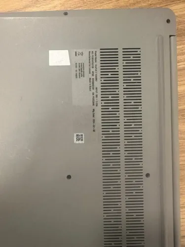 Título: Notebook Lenovo IdeaPad 1 - Ryzen 3 / 4GB / SSD 256GB - Windows 11