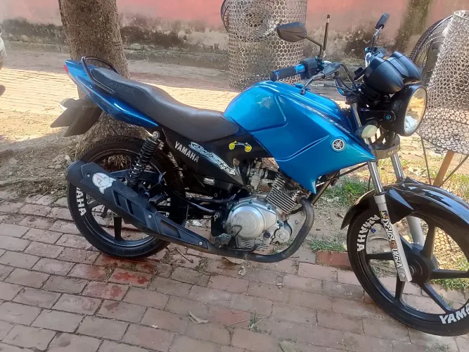 Moto boa pra andar nenhuma multa tudo ok