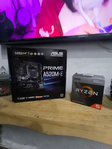 Placa mãe com processador Ryzen 5 com placa de vídeo integrada 
