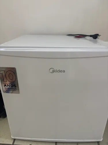 Frigobar Midea 45L - Seminivo