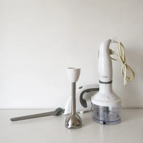Mixer Oster 3 em 1: batedeira, processador e faca elétrica