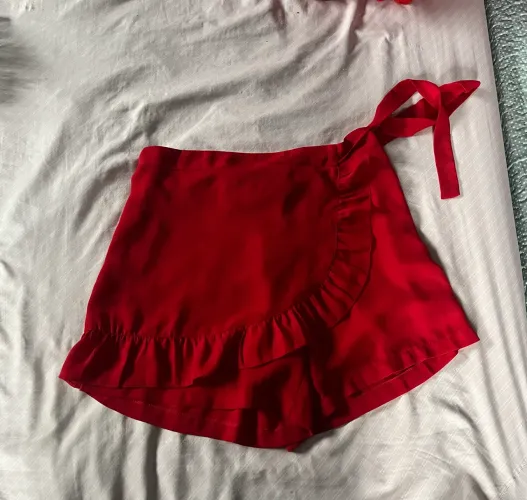 Short Saia Vermelho