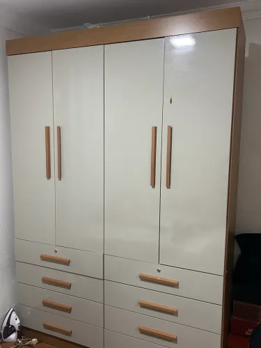 Guarda roupa casal