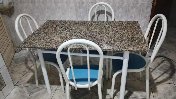 Mesa de mármore