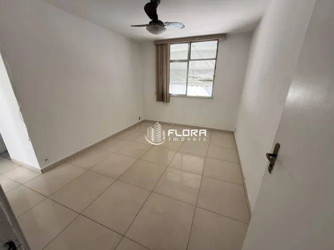 Apartamento com 2 dormitórios à venda, 65 m² por R$ 230.000,00 - Santana - Niterói/RJ