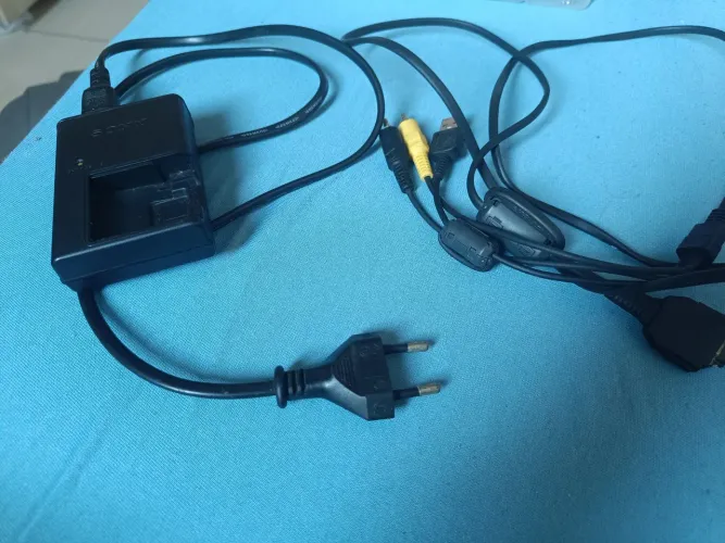 Carregador de máquina Sony usado