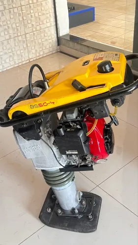 VENDO COMPACTADOR DE SOLO WACKER SEMI NOVO BARATO 