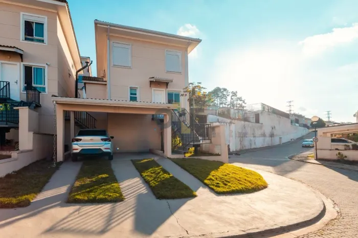 Casa com 3 dormitórios, sendo 3 suítes para venda - Granja Viana - Cotia - SP