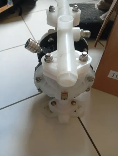 Bomba Penomatica profissional nova