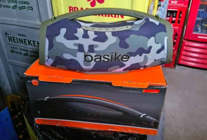 Caixa de som 300w Camuflada top nova bate muito