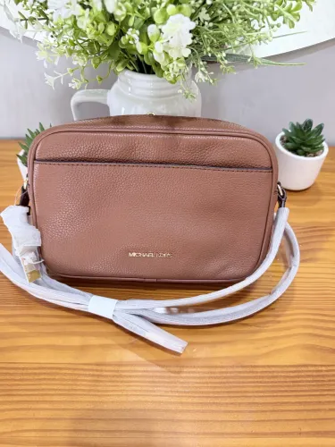 Bolsa Michael kors nova !