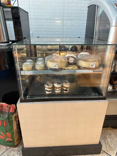 Vitrine refrigerada expositora de torta