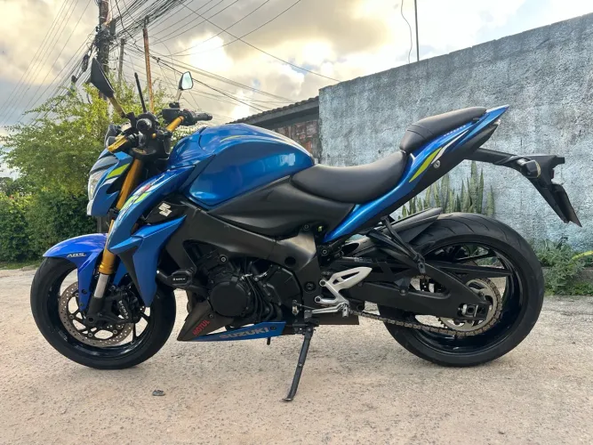 Suzuki gsxs1000