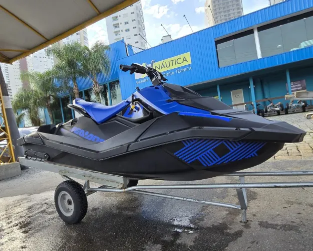 Jet Ski Spark Trixx