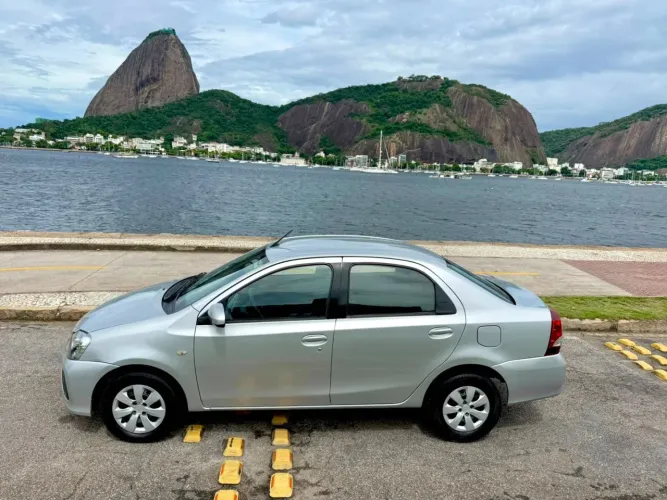 Toyota Etios XS Sedan 1.5 Flex 16V 4P Aut. 2018