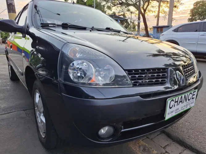 Renault Clio SED RT/ Privilège/ Botic 1.6 16V 4P 2004