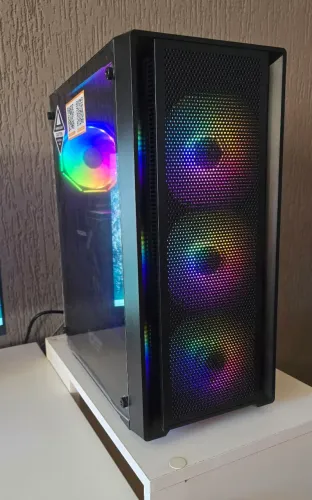 PC Gamer I5-12400F, RX 9060 XT 16GB, 32GB DDR4, SSD 512GB, B760M-T com WIFI6E