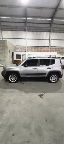 Jeep Renegade Sport 1.8 4X2 Flex 16V Aut. 2021
