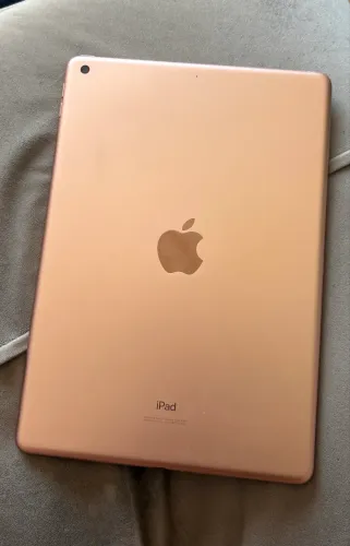 iPad 8ª Geração 32GB - Rose Gold