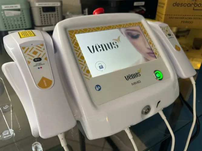 Aparelho de Laser e LED - Novo Vênus MMO em perfeito estado!