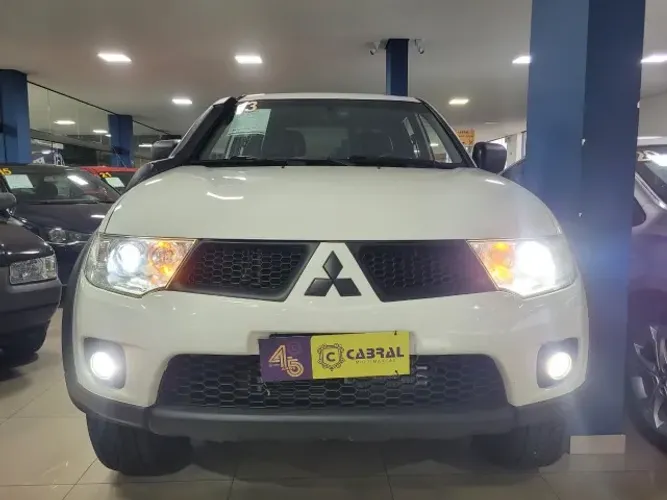 Mitsubishi L200 Triton HPE 3.5 CD V6 24V Flex Aut. 2013