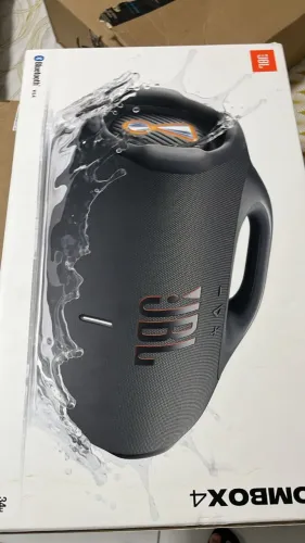 JBL BOMBOX 4
