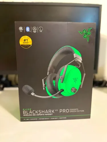 Razer BlackShark V3 Pro Esports Green - Novo