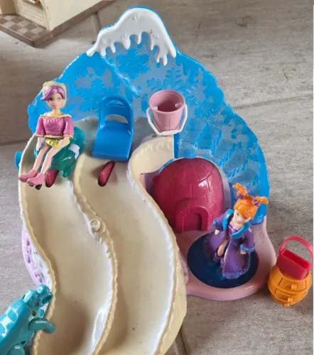 Polly pocket ferias na montanha toboagua na neve 