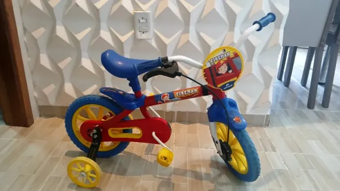 Bicicleta infantil Fireman Aro 12