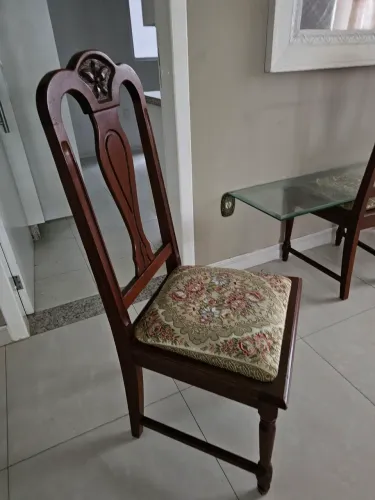 6 Cadeiras para sala de jantar