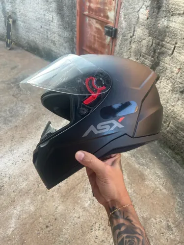 Capacete asx 300 ?