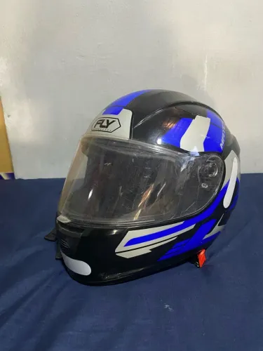 Capacete tamanho 60