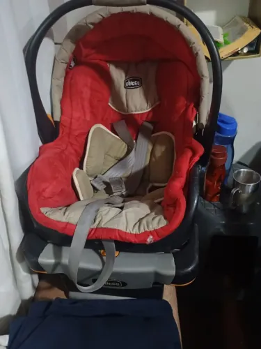 Cadeira de carro para beber